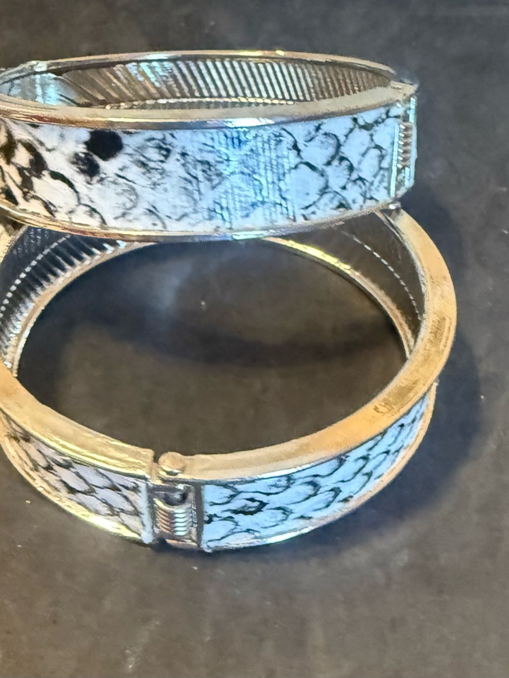 White  Black Snake Skin Textured  Pattern Hinged Bangle Bracelet Stack